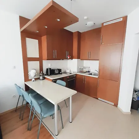 в204 Belvedere Club Apartman Banszko