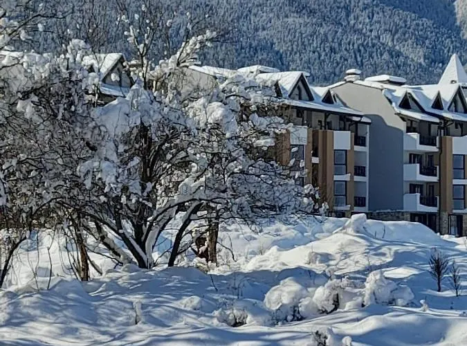 в204 Belvedere Club Apartment